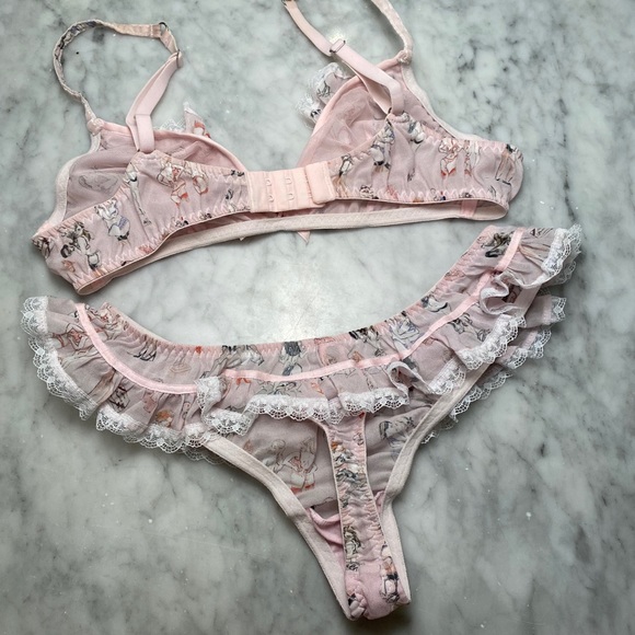 Agent Provocateur Cinta Soft Cup Bra & Tho… - Picture 4 of 9